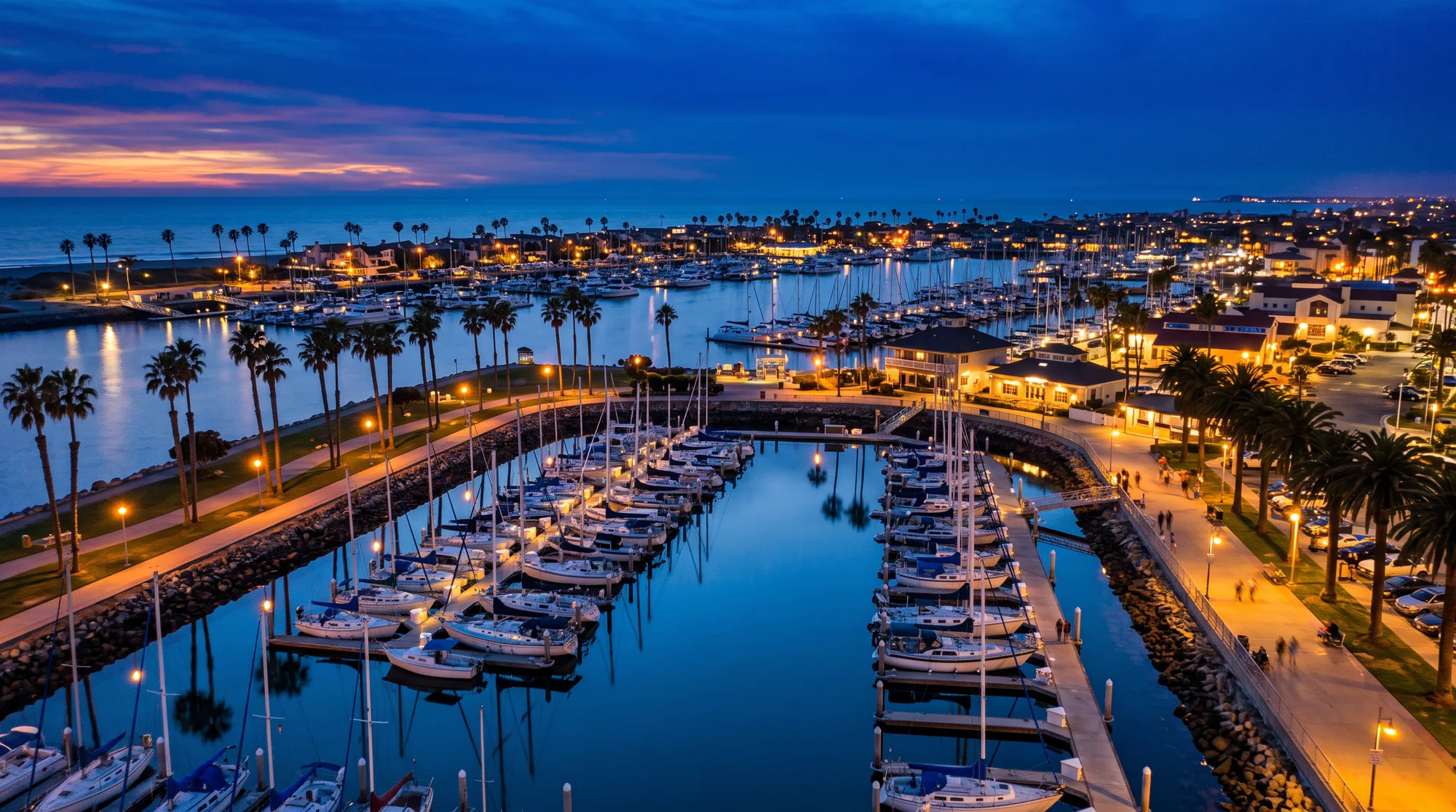 Oxnard, CA skyline