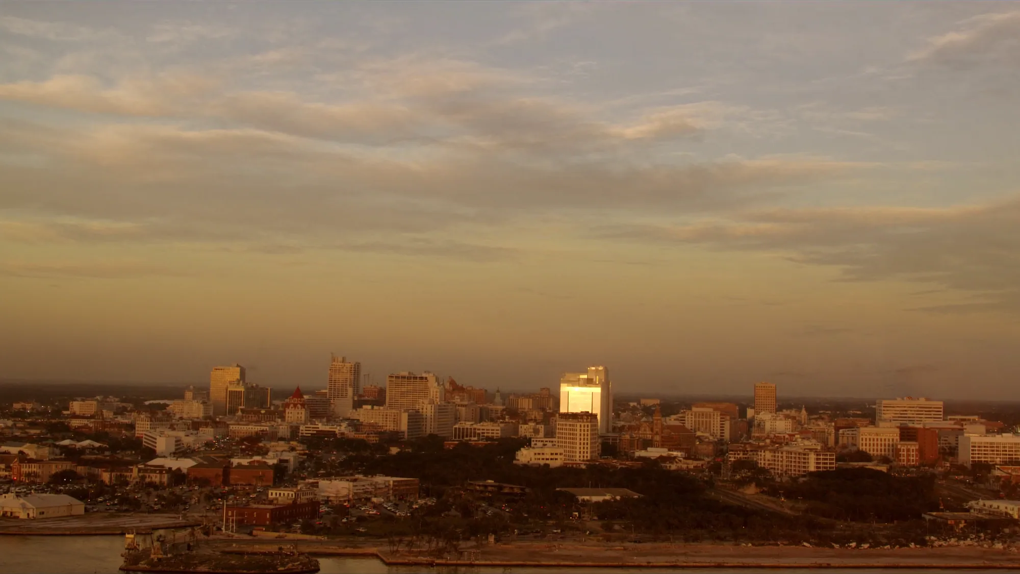 Pensacola, FL skyline